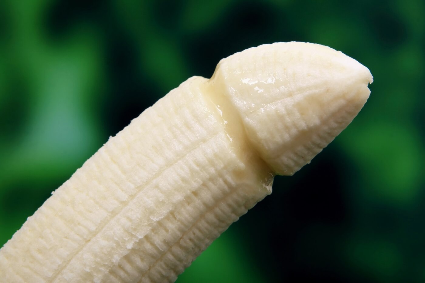 suggestive banana green background PETA Calls For Strike on Sex With Meat-Eating Men