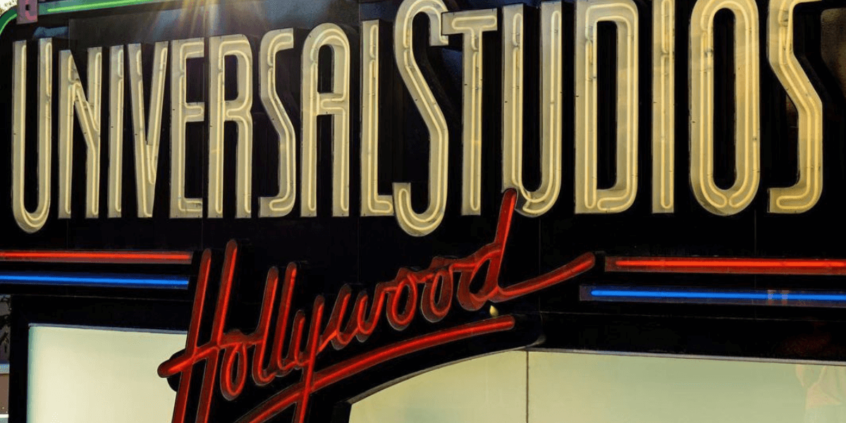 Universal Hollywood Is Closing 'Animal Actors' Attraction | PETA Universal Hollywood Is Closing 'Animal Actors' Attraction | PETA