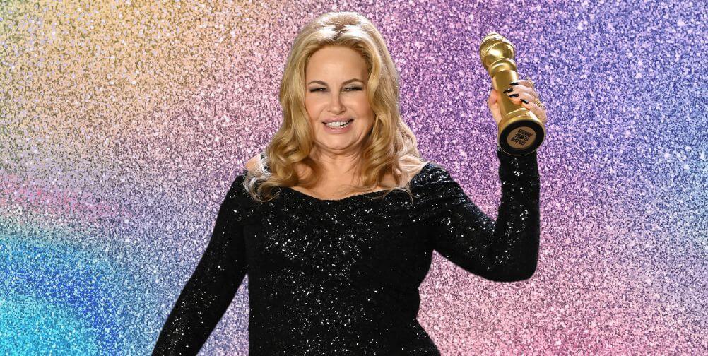 Jennifer Coolidge v1 Jennifer Coolidge is Crowned PETA's Vegan Queen