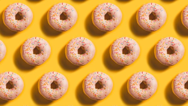 Get the Ultimate Glow With the Vegan ‘Glazed Donut’ Look