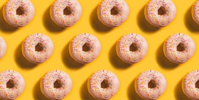 Get the Ultimate Glow With the Vegan ‘Glazed Donut’ Look