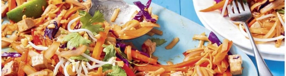 a dish of vegan pad thai