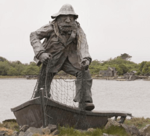 fisherman statue Replace Fisherman Statue With ‘Fintastic’ Fish Sculpture, PETA Urges Mayor