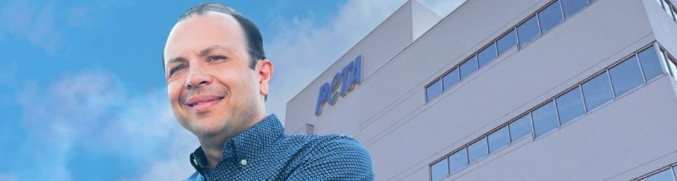 Pete Raffetto stands in front of PETA's Norfolk headquarters