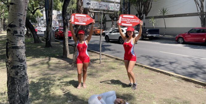 ‘Mouse’ Rescued by ‘Lifeguards’ in Protest Demanding Mexican University Ban Cruel Test