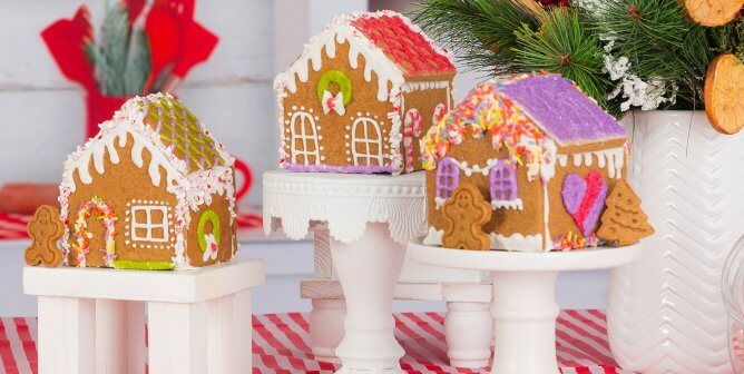 Create Sweet Memories for Your Family With One of These Gingerbread Houses