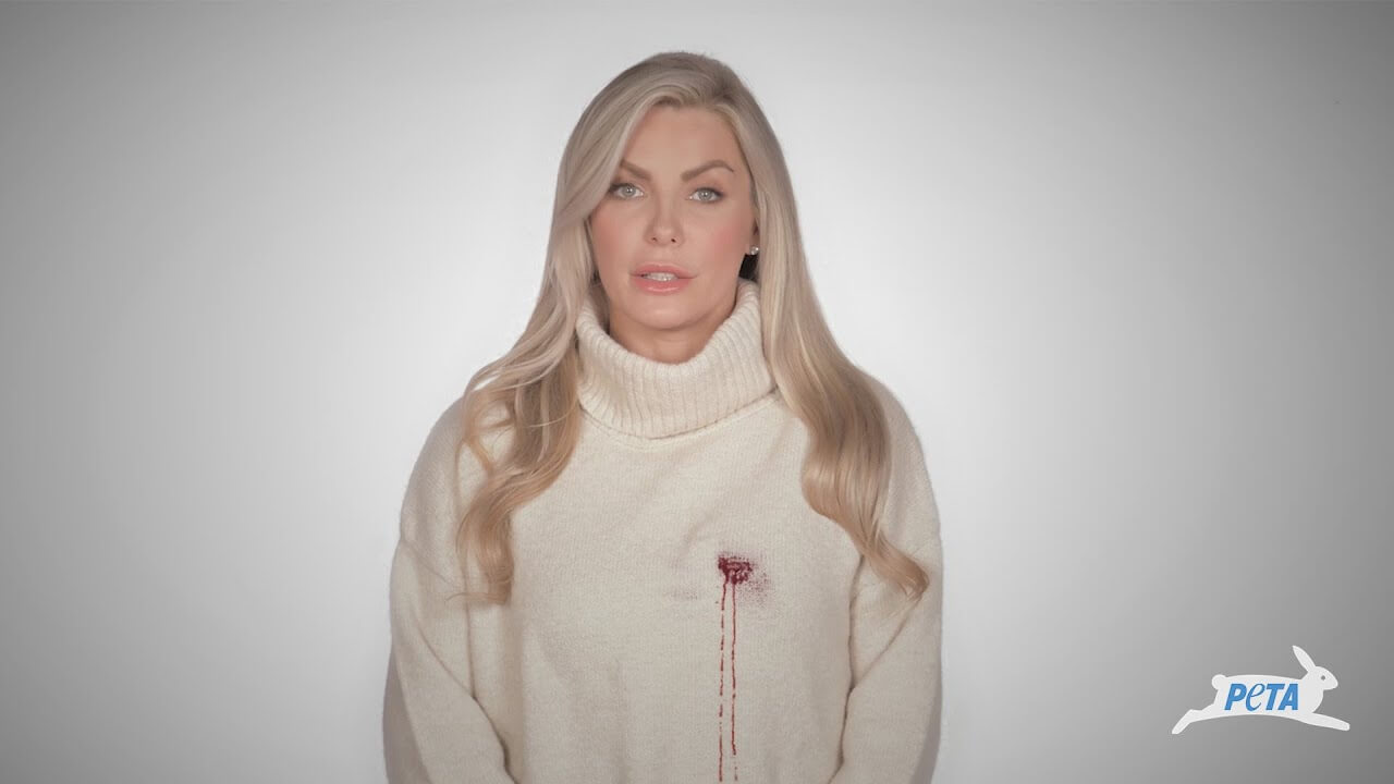 Cruelty Isn’t Cozy: Crystal Hefner Joins PETA to Expose Cashmere’s
Bloody Truth
