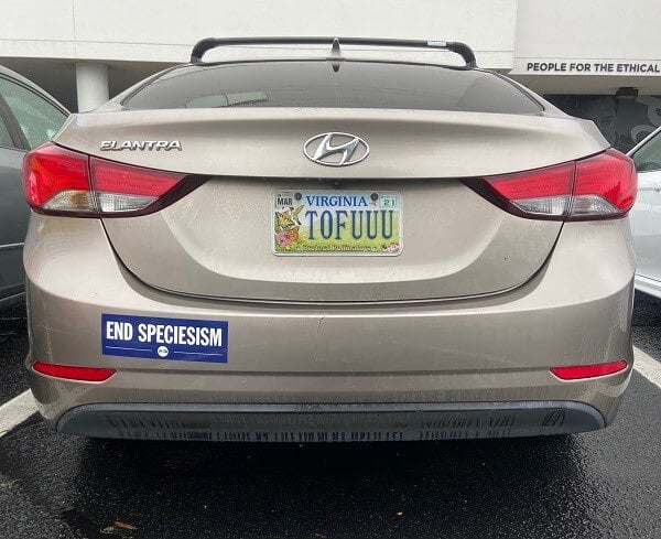 Photo of car with a license plate reading TOFUUU