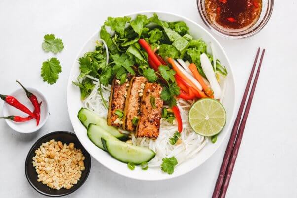 vegan Vietnamese vermicelli noodle salad