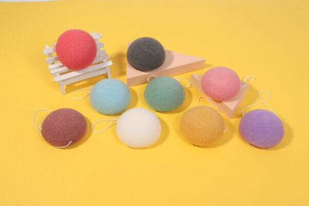 Colorful konjac sponges