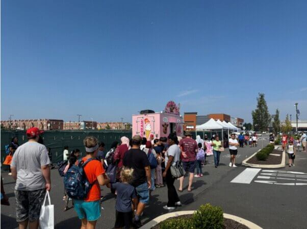 line at PETA's i Scream Truck event in Philadelphia