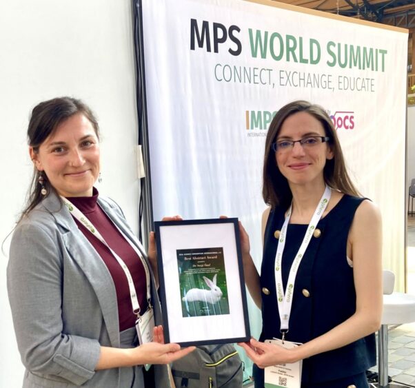 Group photo for best abstract award