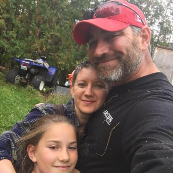 Chris Mills and family