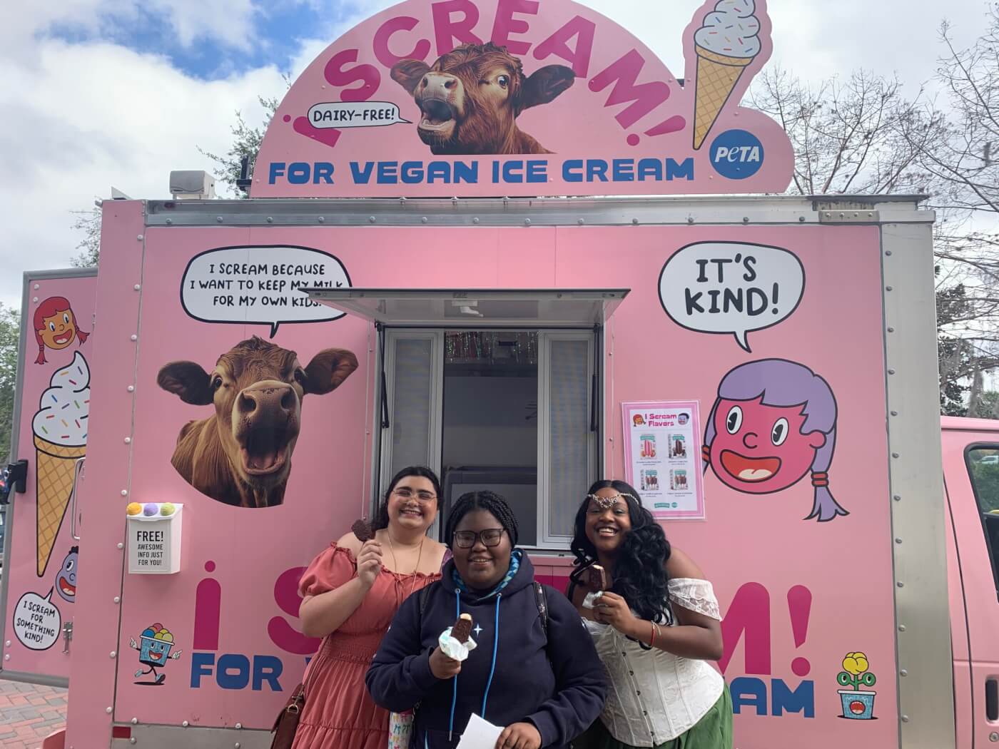Group photo in front of the i scream truck